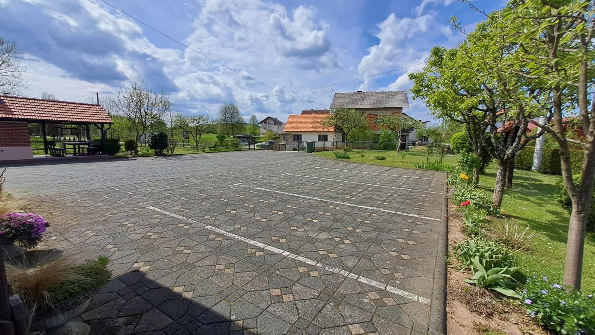 Hotel Family Puskaric Slunj Zewnętrze zdjęcie