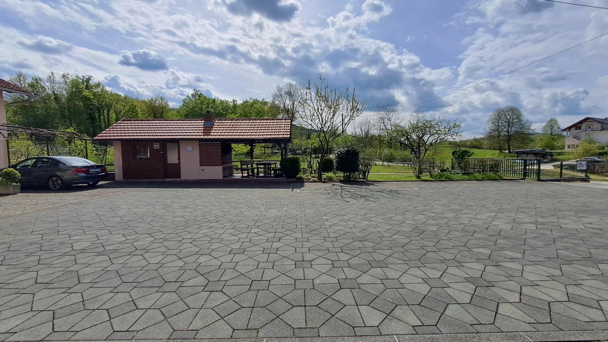 Hotel Family Puskaric Slunj Zewnętrze zdjęcie